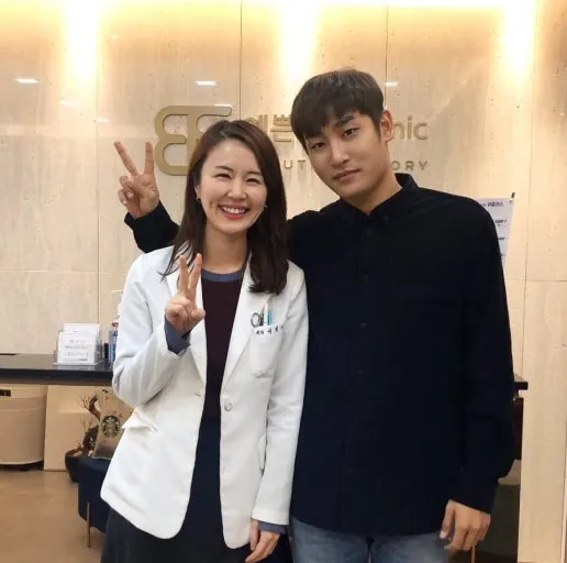 A visitor at Beauty Story Clinic near Nonhyeon Station 3